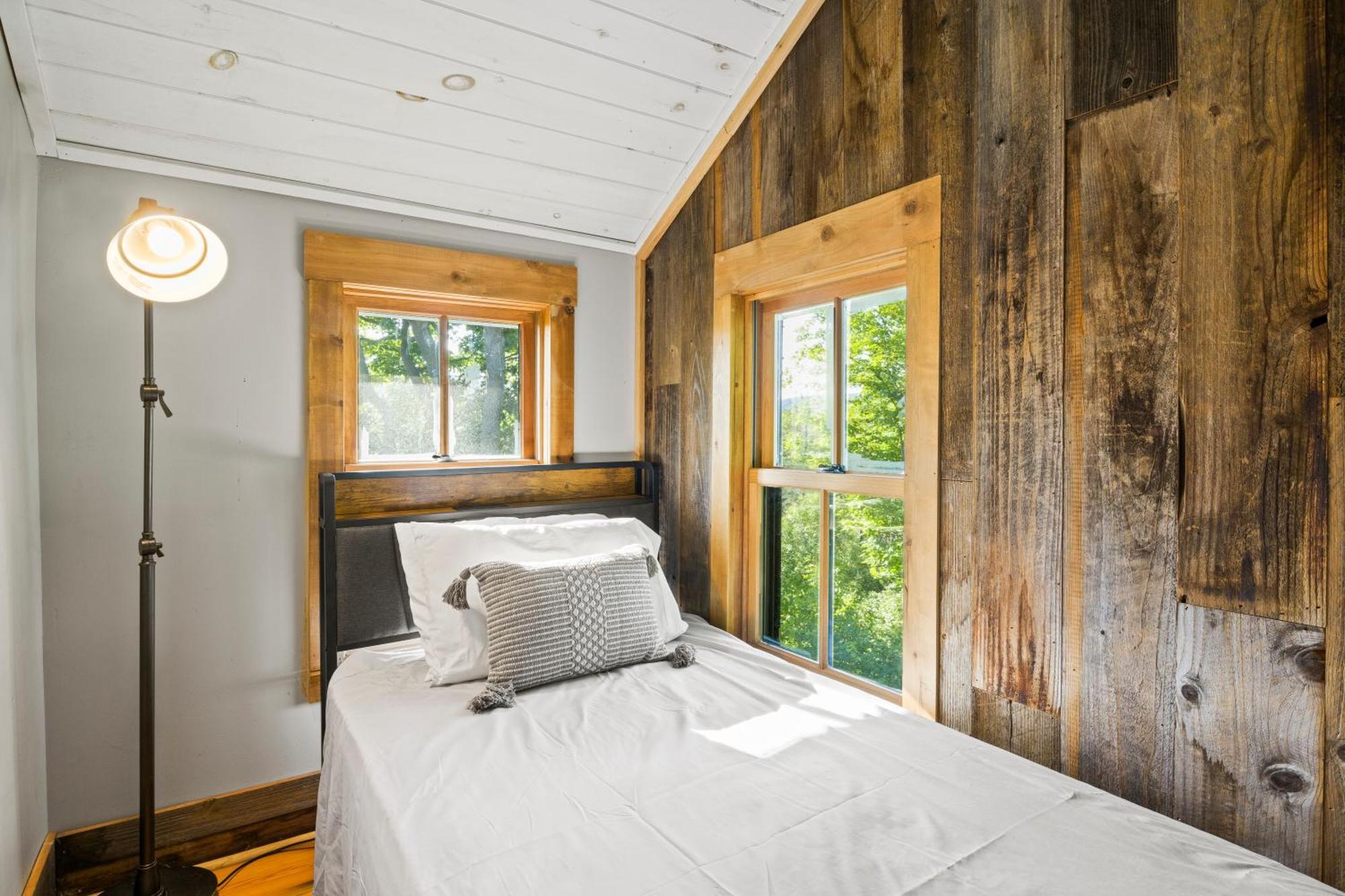 Cozy Two Bedroom Home On Canandaigua Lake Rushville Exteriér fotografie